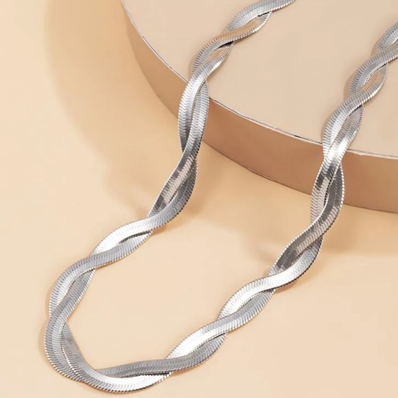 Gold Double Twisted Herringbone Snake Necklace-1 left - Picture 4 of 4